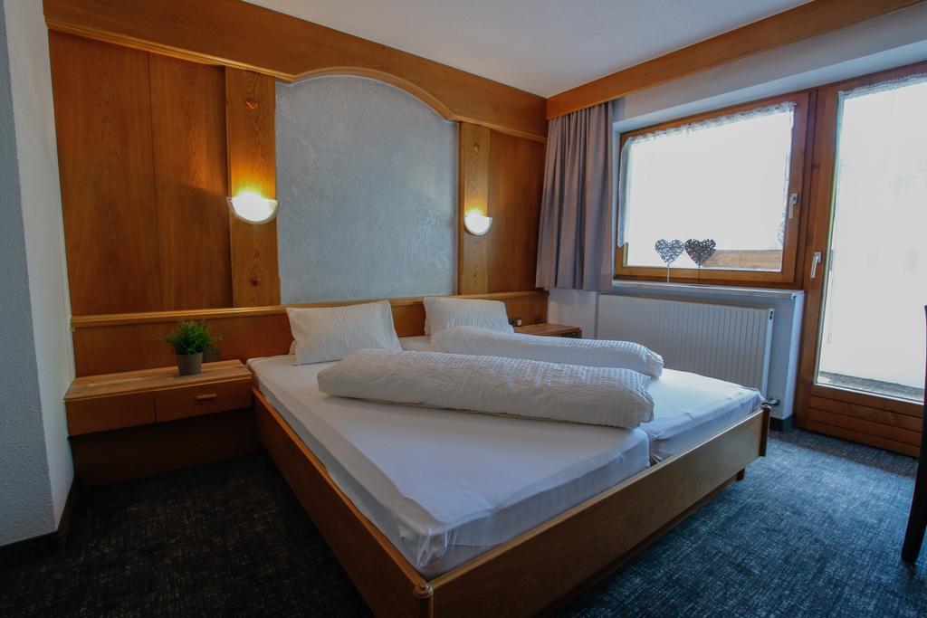 Hotel Tia Apart Kaunertal Cameră foto